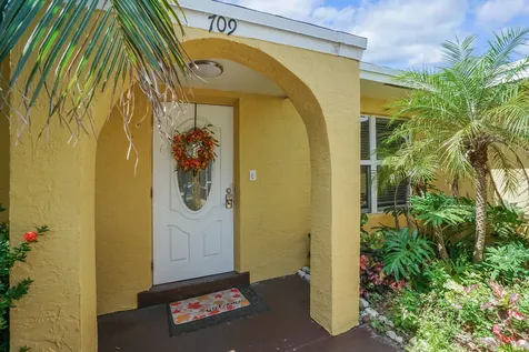 709 Nw 8th Court Boynton Beach FL 33426