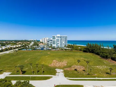 2600 N Highway A1a Hutchinson Island FL 34949