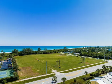 2600 N Highway A1a Hutchinson Island FL 34949