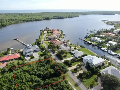 4200 SE Peterson Lane Stuart FL 34997
