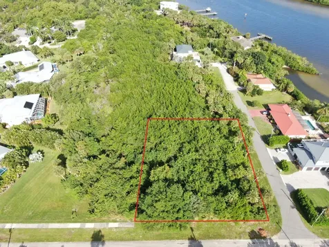 4200 SE Peterson Lane Stuart FL 34997