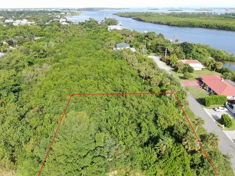 4200 SE Peterson Lane Stuart FL 34997