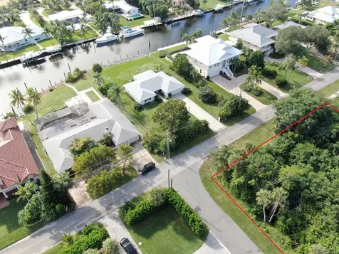 4200 SE Peterson Lane Stuart FL 34997