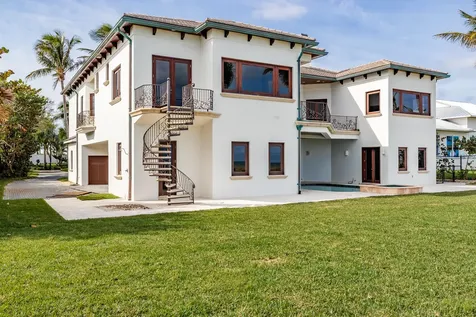 6722 N Highway A1a Hutchinson Island FL 34949