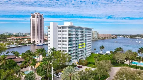701 E Camino Real Boca Raton FL 33432
