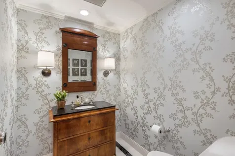 200 Bradley Place Palm Beach FL 33480