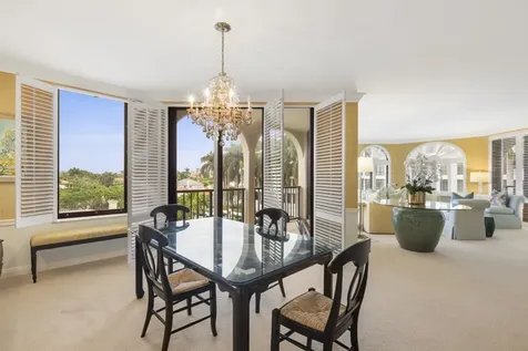 200 Bradley Place Palm Beach FL 33480