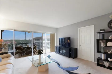 400 N Federal Highway Deerfield Beach FL 33441