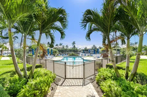 400 N Federal Highway Deerfield Beach FL 33441