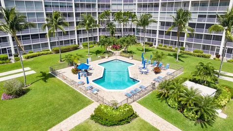 400 N Federal Highway Deerfield Beach FL 33441