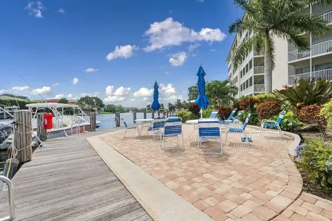 400 N Federal Highway Deerfield Beach FL 33441