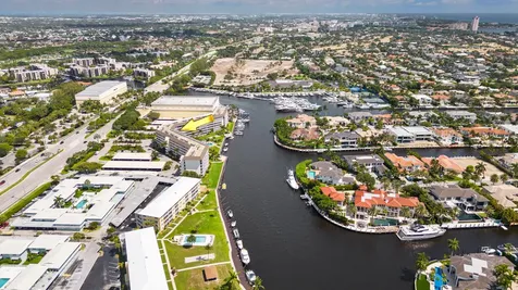 400 N Federal Highway Deerfield Beach FL 33441