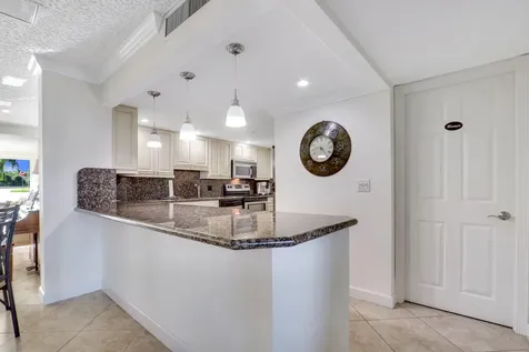 400 N Federal Highway Deerfield Beach FL 33441