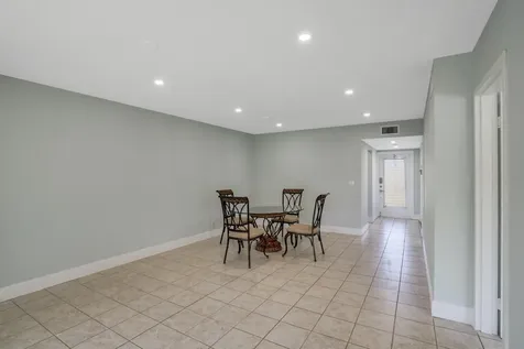 6 Abbey Lane Delray Beach FL 33446