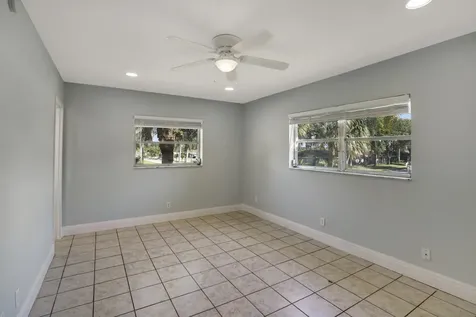6 Abbey Lane Delray Beach FL 33446