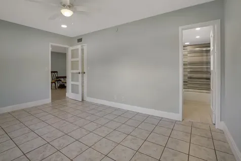 6 Abbey Lane Delray Beach FL 33446