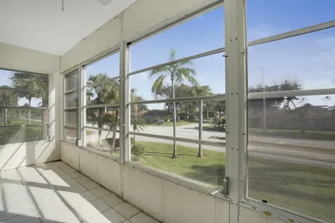 6 Abbey Lane Delray Beach FL 33446