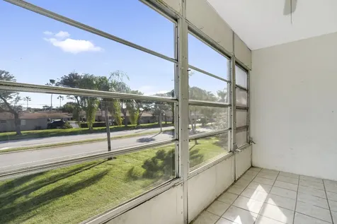 6 Abbey Lane Delray Beach FL 33446