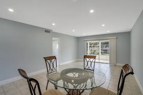 6 Abbey Lane Delray Beach FL 33446