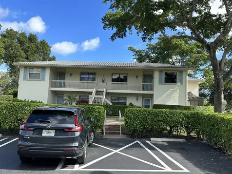 5 Westgate Lane Boynton Beach FL 33436