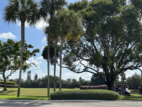 5 Westgate Lane Boynton Beach FL 33436