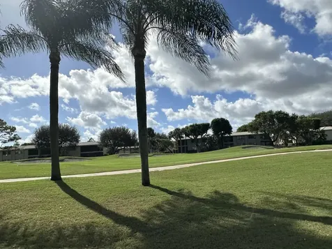 5 Westgate Lane Boynton Beach FL 33436