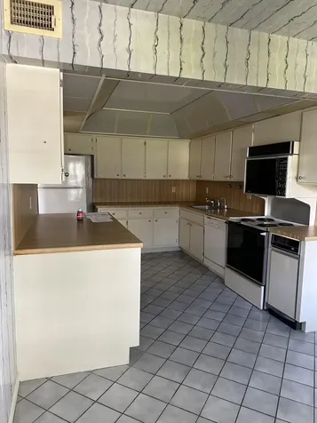 5 Westgate Lane Boynton Beach FL 33436