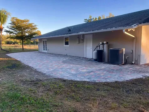 2221 F Road Loxahatchee Groves FL 33470