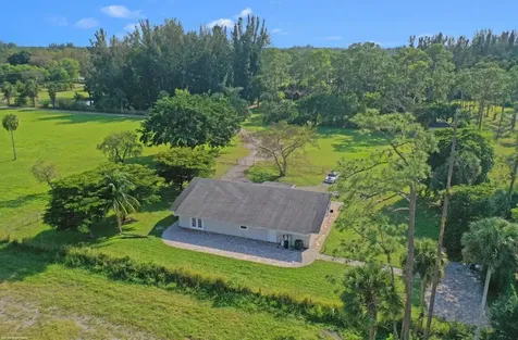2221 F Road Loxahatchee Groves FL 33470
