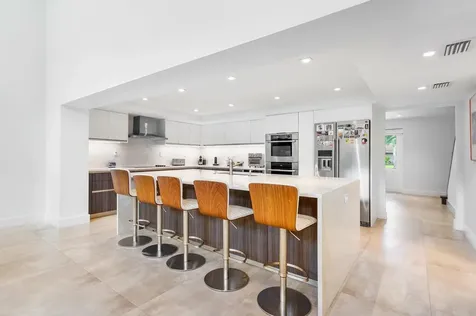 1145 Sw 20th Street Boca Raton FL 33486