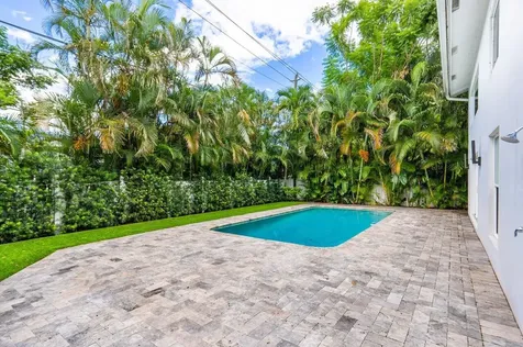 1145 Sw 20th Street Boca Raton FL 33486