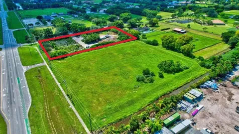 10069 La Reina Road Delray Beach FL 33446