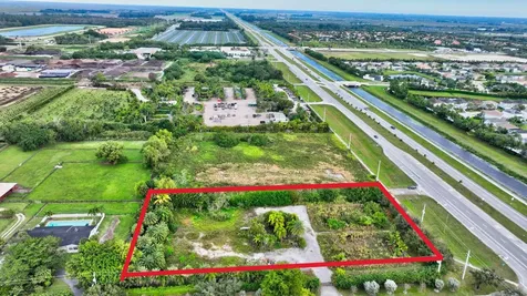 10069 La Reina Road Delray Beach FL 33446