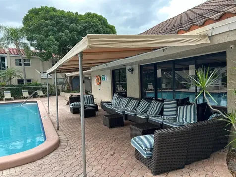 5308 Ne 6th Avenue Oakland Park FL 33334