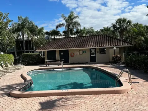 5308 Ne 6th Avenue Oakland Park FL 33334