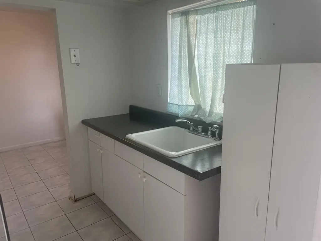 20 Golfs Edge West Palm Beach FL 33417
