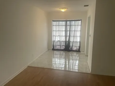 20 Golfs Edge West Palm Beach FL 33417