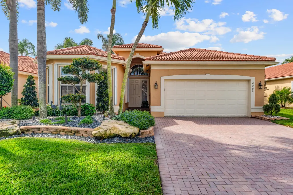 6790 Hillsdale Point Boynton Beach FL 33437