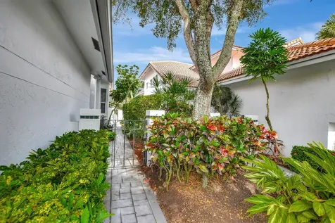 2201 Nw 53rd Street Boca Raton FL 33496