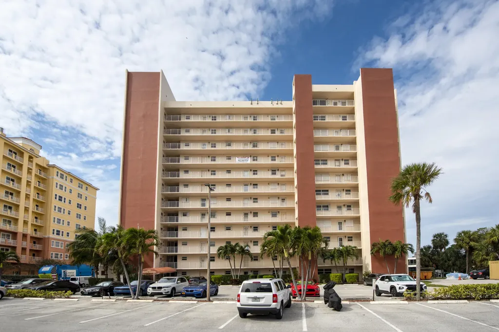1391 S Ocean Boulevard Pompano Beach FL 33062