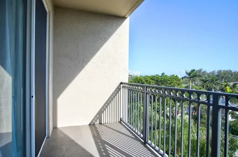 26 Royal Palm Way Boca Raton FL 33432