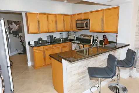 23085 Aqua View Boca Raton FL 33433