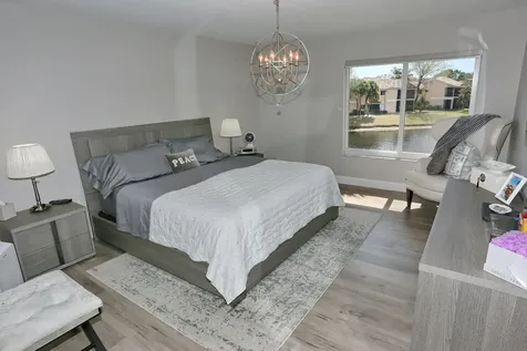 23085 Aqua View Boca Raton FL 33433