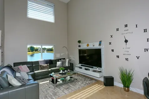 23085 Aqua View Boca Raton FL 33433