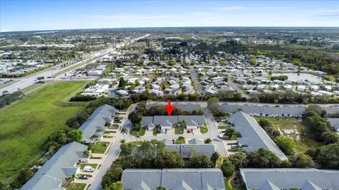 8182 Se Fox Hill Place Hobe Sound FL 33455