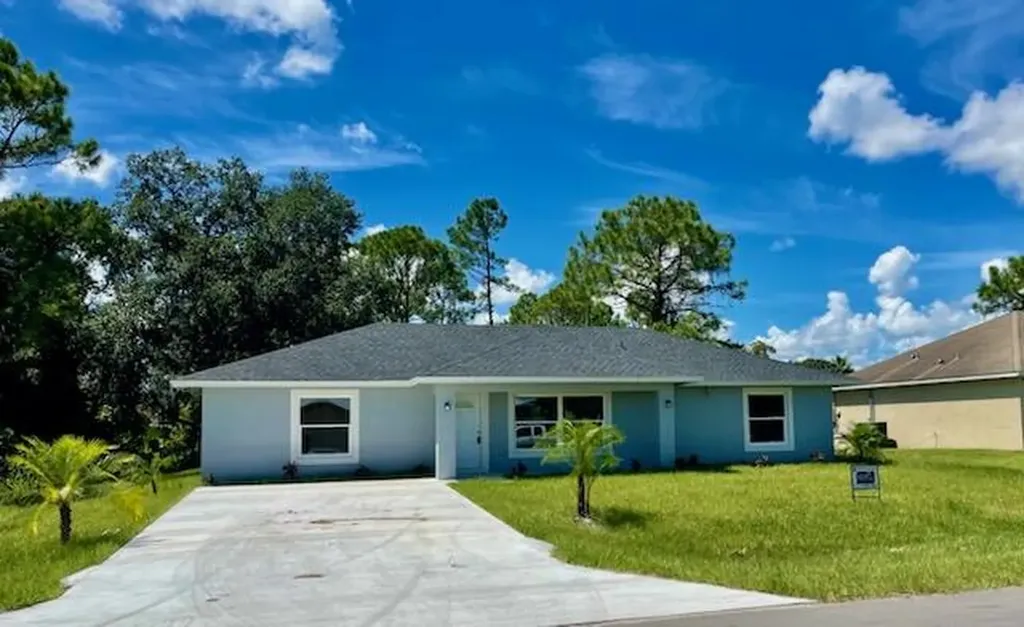 2987 Nw 33rd Avenue Okeechobee FL 34972