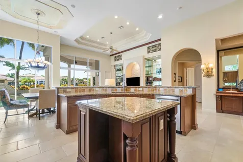 17952 Villa Club Way Boca Raton FL 33496