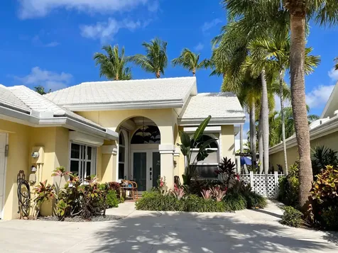 2735 Meadowlark Lane West Palm Beach FL 33409