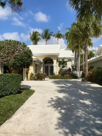 2735 Meadowlark Lane West Palm Beach FL 33409