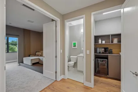 8821 Skyward Street Boca Raton FL 33496